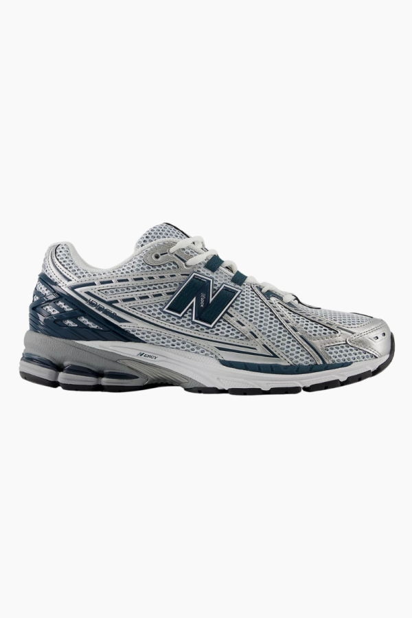 M1906RCE - Silver Metallic/ Deep Ocean - New Balance - Grå 41 1/2 billede
